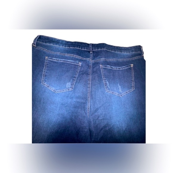 “COPPERFLASH” plus size 24W Distressed Jeans NWOT 🏷️ - Picture 6 of 8